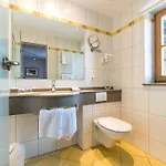 Metzgerei Oberhauser - Zur Post Hotel 3*