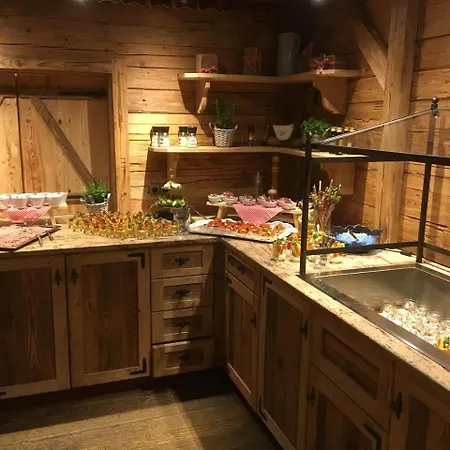Metzgerei Oberhauser - Zur Post Otel Egling