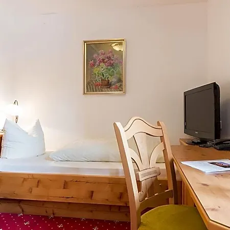 Metzgerei Oberhauser - Zur Post Hotel Egling