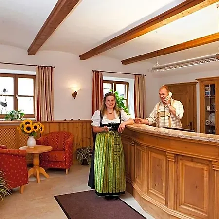 Metzgerei Oberhauser - Zur Post Hotel Egling
